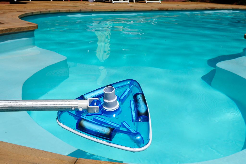 #1 Best Pool Cleaning Service in McKinney - RMD Pool Service