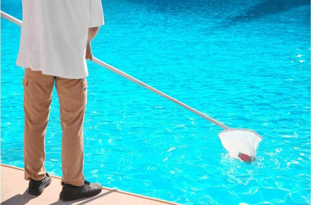 Sparkling Perfection: How to Select the Right Pool Cleaning Service in Frisco TX